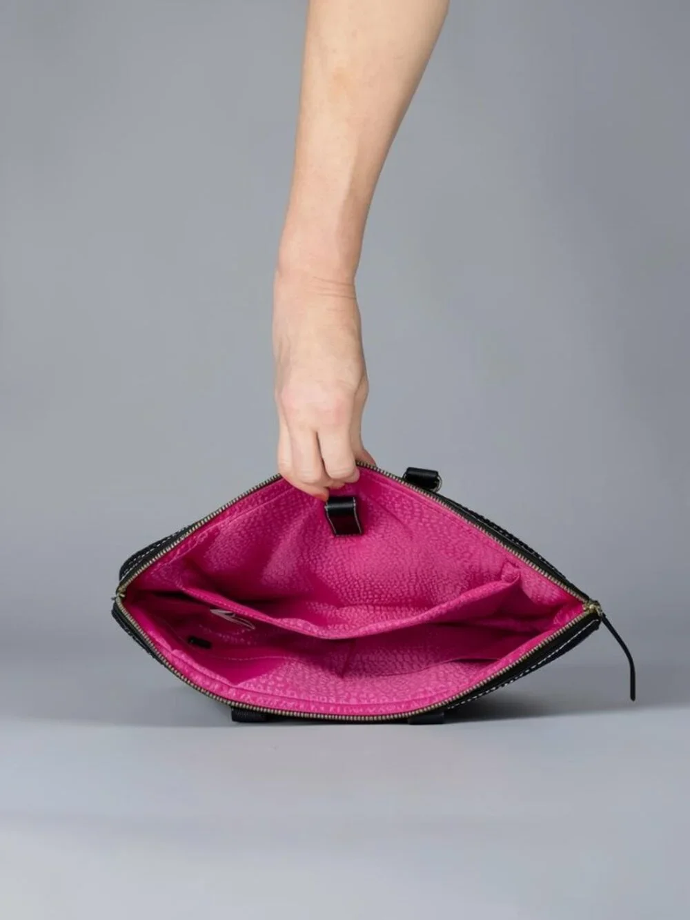 Kate Spade Wellesley Tanner Laptop Bag - Black (Style: WKRU1657)